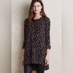 Anthropologie Meadow Rue Black Floral Tunic Top With Crochet Detail Size S GUC